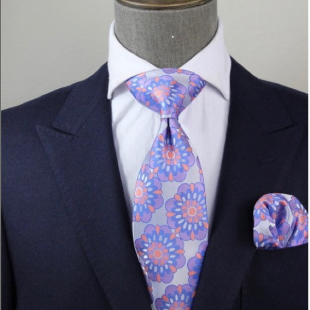 Verse 9 Neck Tie